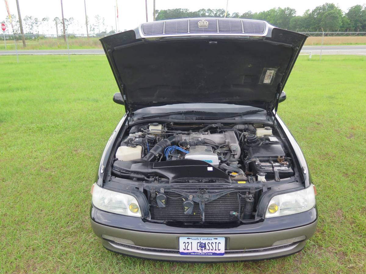 Toyota-crown-majesta-1992-black-41