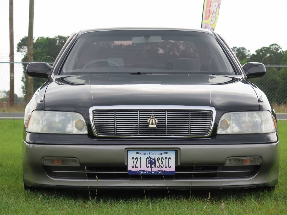 Toyota-crown-majesta-1992-black-44