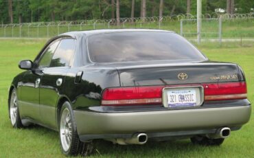 Toyota-crown-majesta-1992-black-5