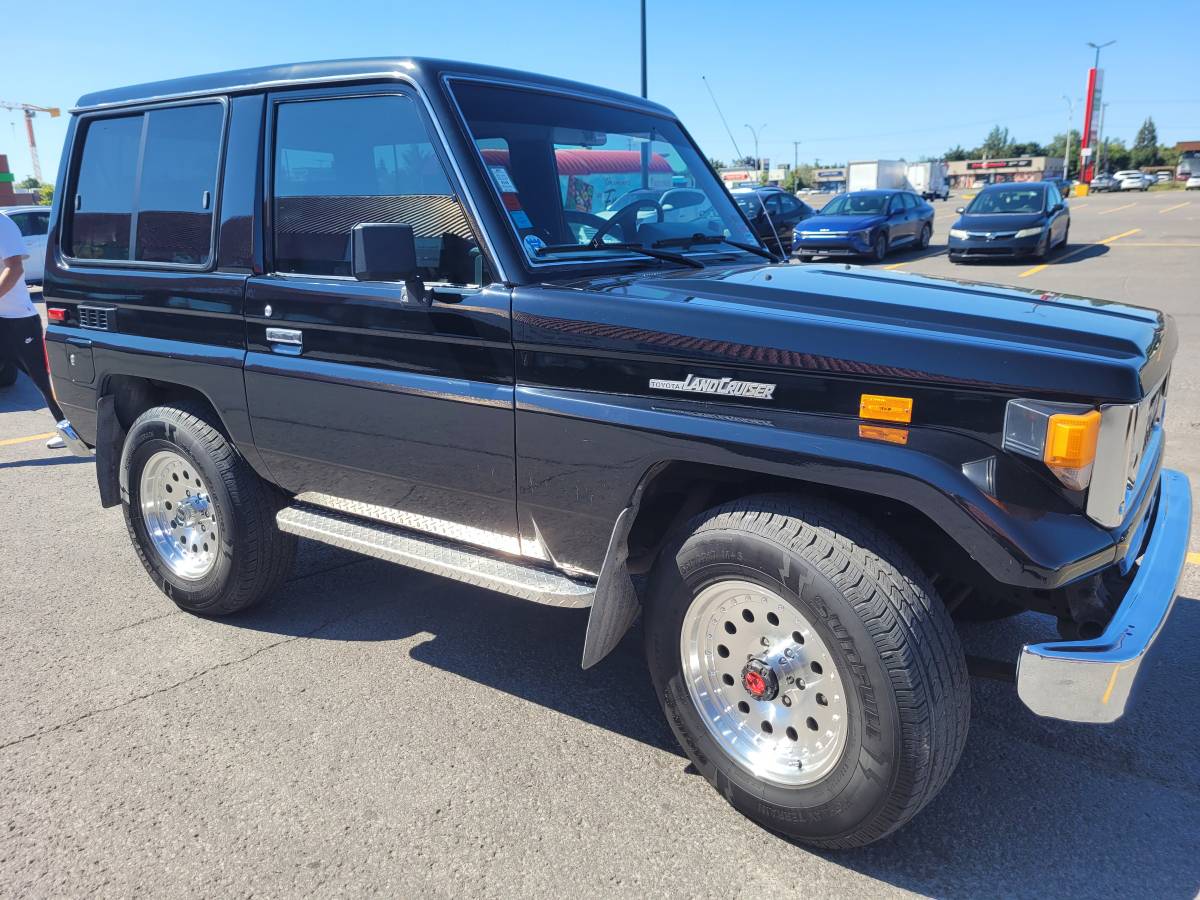 Toyota-diesel-1985-black-10