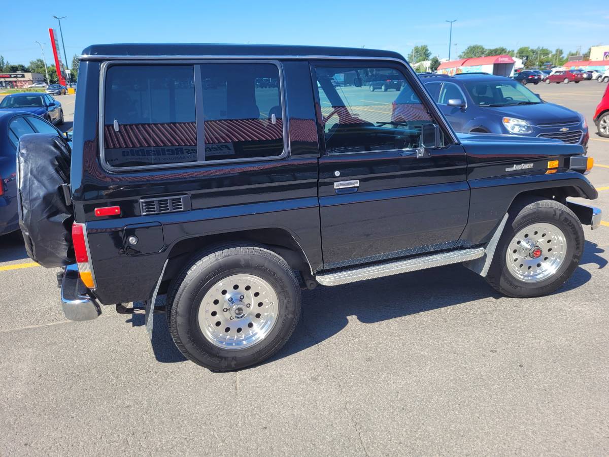 Toyota-diesel-1985-black-4