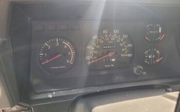Toyota-diesel-1985-black-7