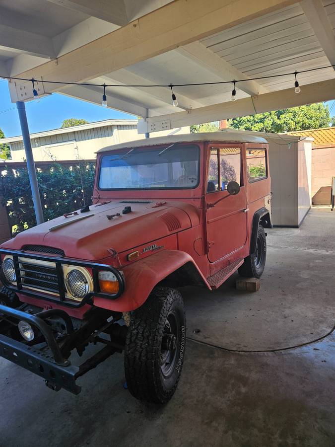 Toyota-fj-cruiser-1970-4