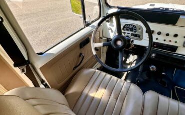 Toyota-fj-cruiser-4wd-1978-white-2