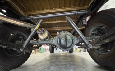 Toyota-fj45-1976-brown-17