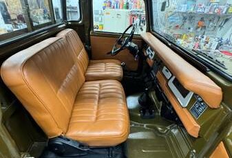 Toyota-fj45-1976-brown-26