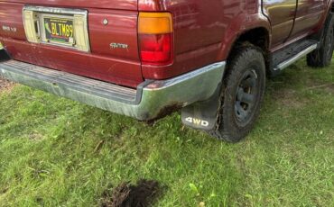 Toyota-fourrunner-1991-red-1