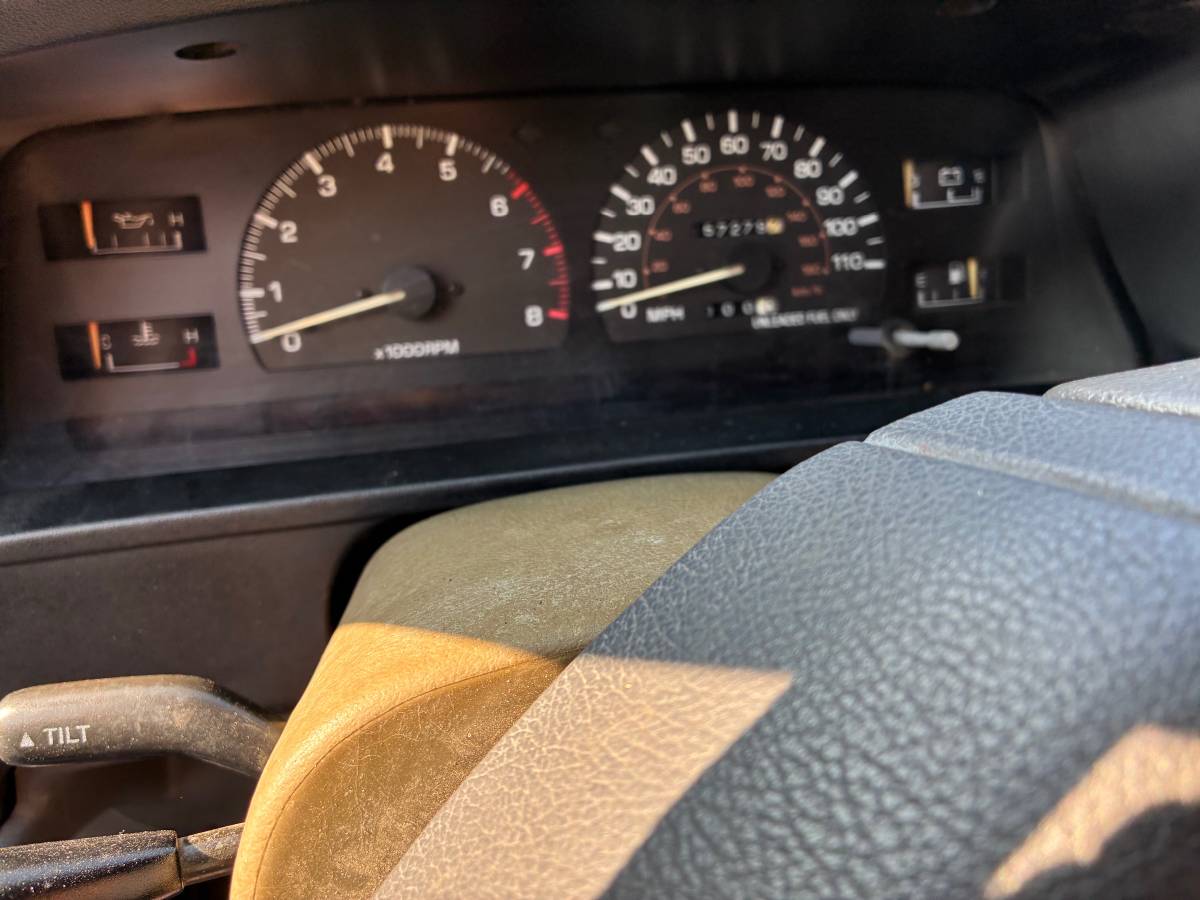 Toyota-fourrunner-1991-red-3