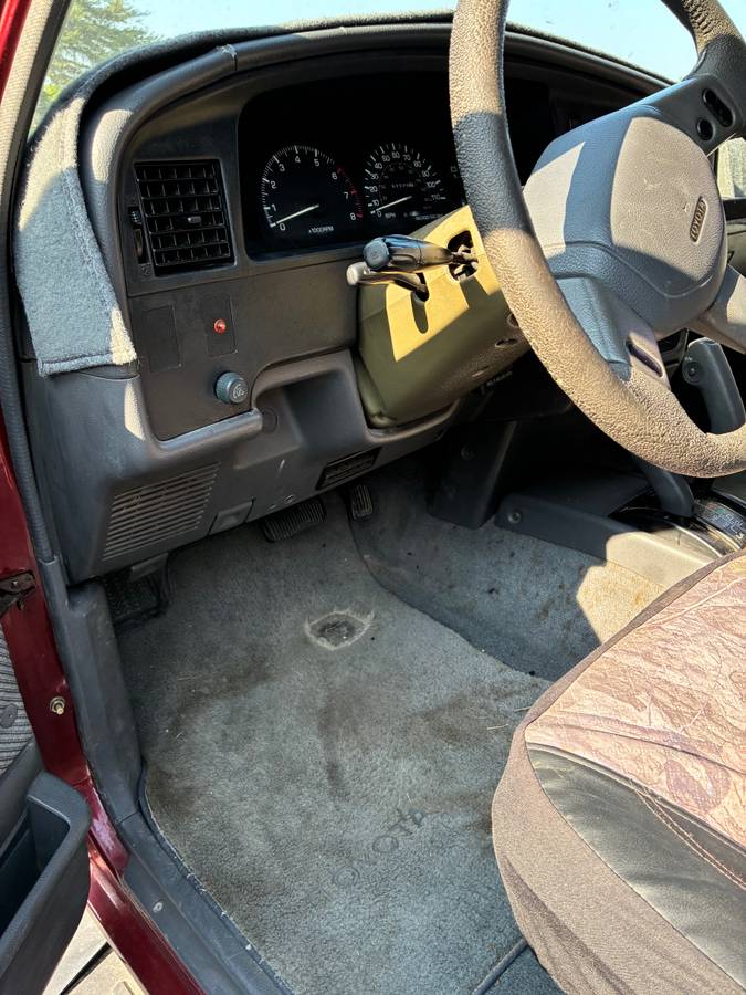 Toyota-fourrunner-1991-red-7