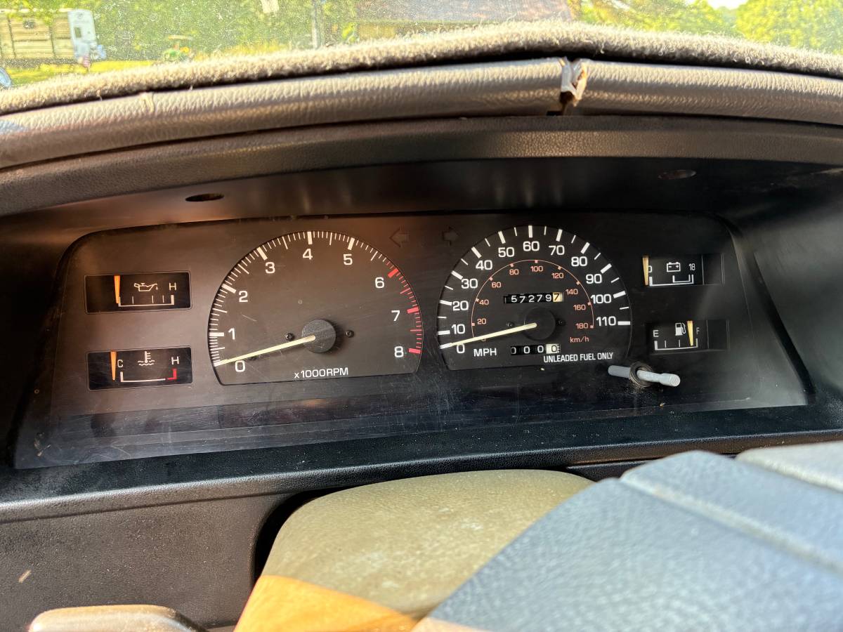 Toyota-fourrunner-1991-red-8