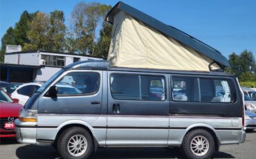 Toyota-hiace-van-diesel-1990-blue-17