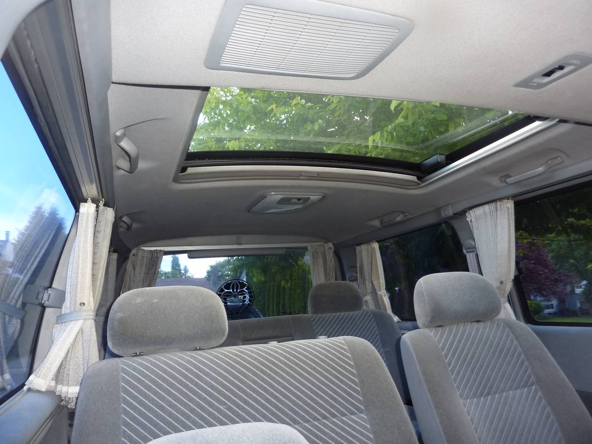 Toyota-hiace-van-diesel-1995-6