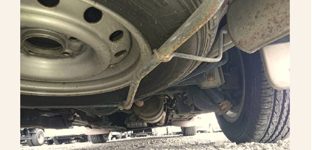 Toyota-hiace-van-diesel-1996-2