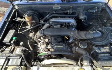 Toyota-hilux-surf-diesel-1994-blue-10