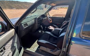 Toyota-hilux-surf-diesel-1994-blue-4