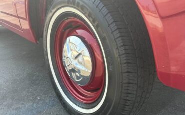 Toyota-hilux-truck-1972-red-8