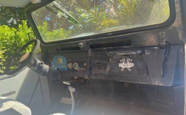 Toyota-land-cruiser-1963-4