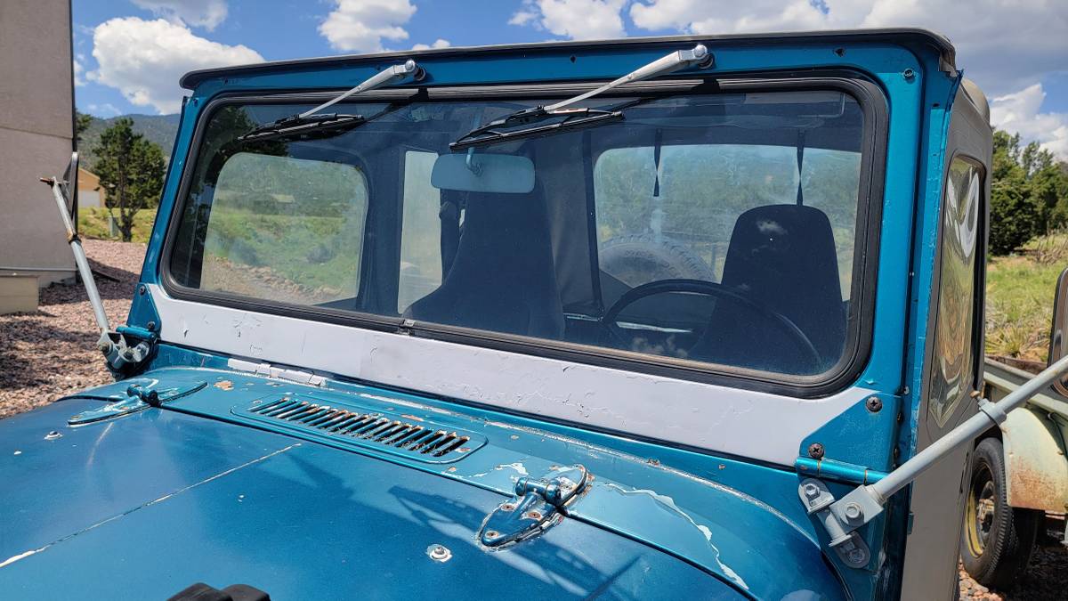 Toyota-land-cruiser-1969-blue-8