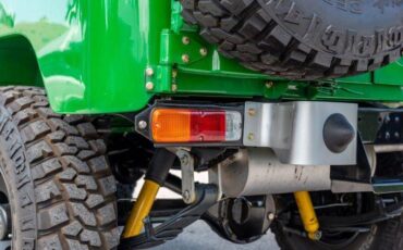 Toyota-land-cruiser-1976-green-2