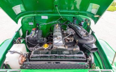 Toyota-land-cruiser-1976-green-4