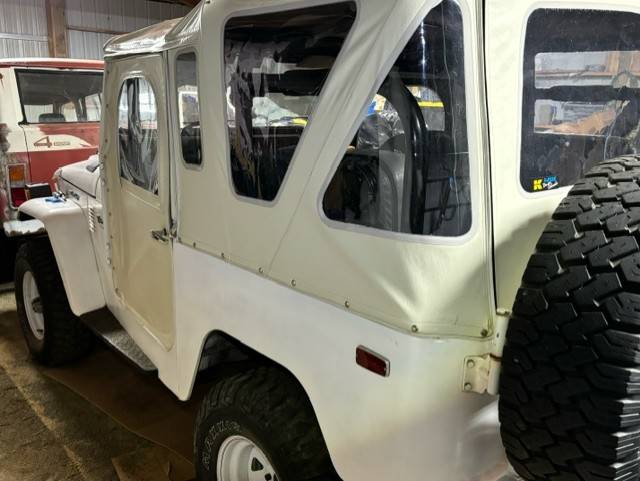 Toyota-land-cruiser-1977-14
