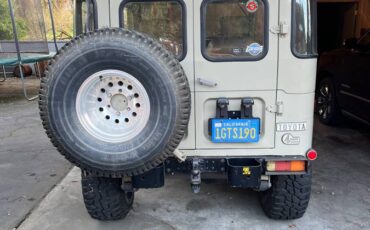 Toyota-land-cruiser-1978-custom-17