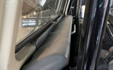 Toyota-land-cruiser-1978-custom-21