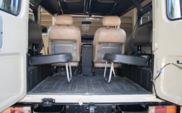 Toyota-land-cruiser-1978-custom-25