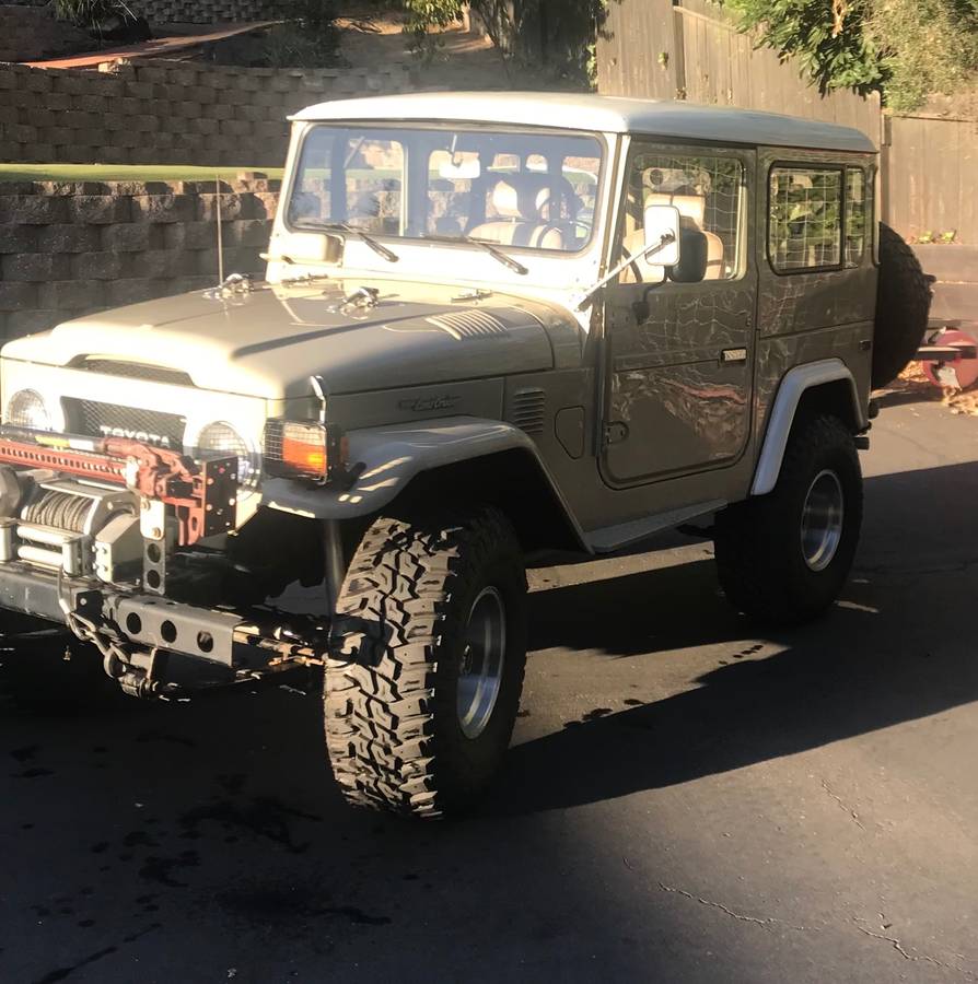 Toyota-land-cruiser-1978-custom-41