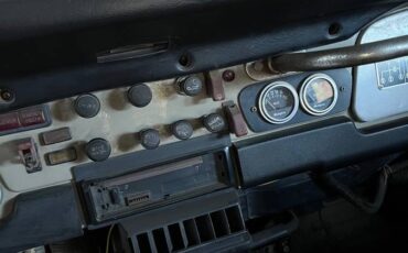 Toyota-land-cruiser-1978-custom-47