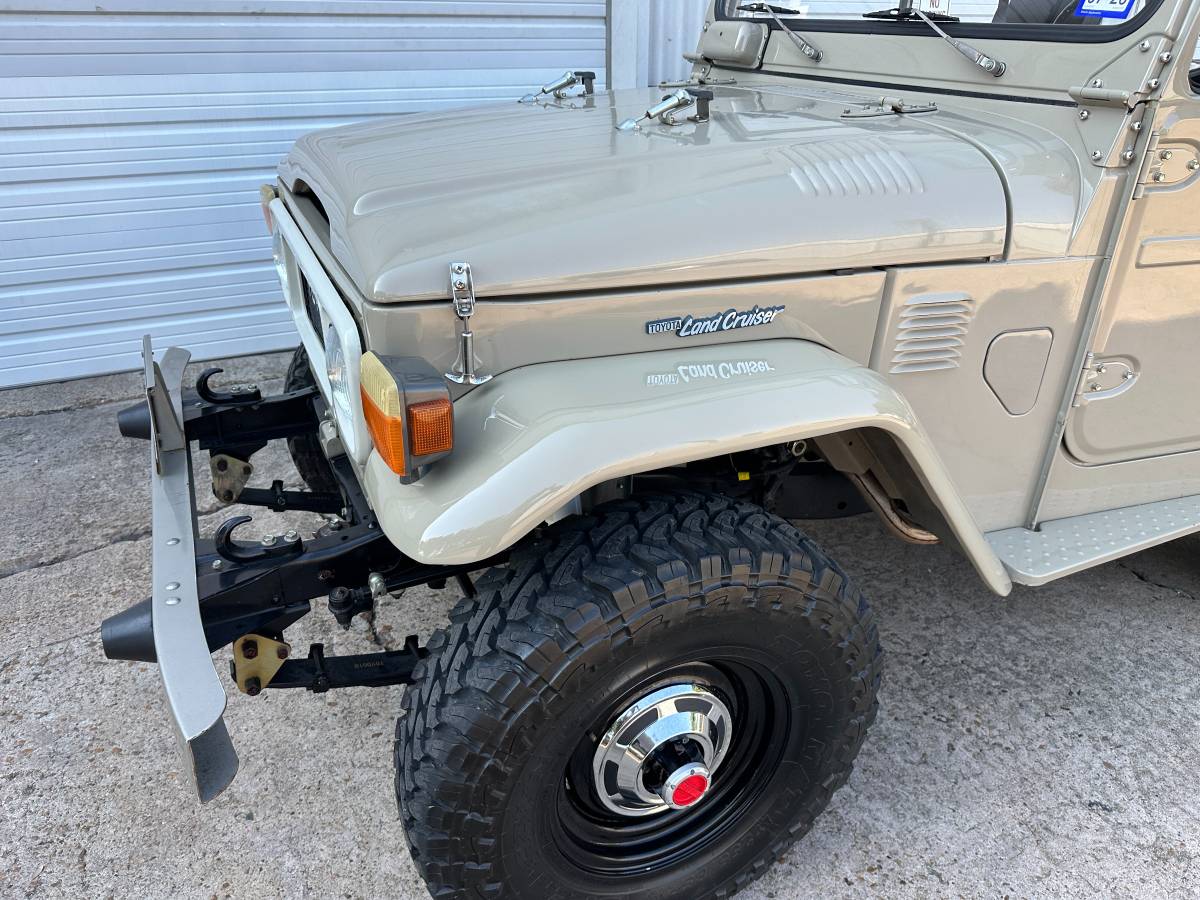 Toyota-land-cruiser-1980-19