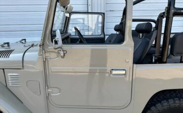 Toyota-land-cruiser-1980-20