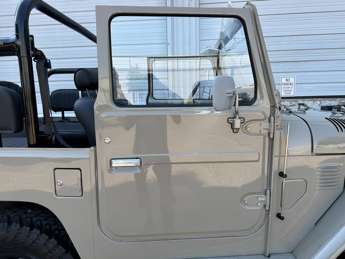 Toyota-land-cruiser-1980-3