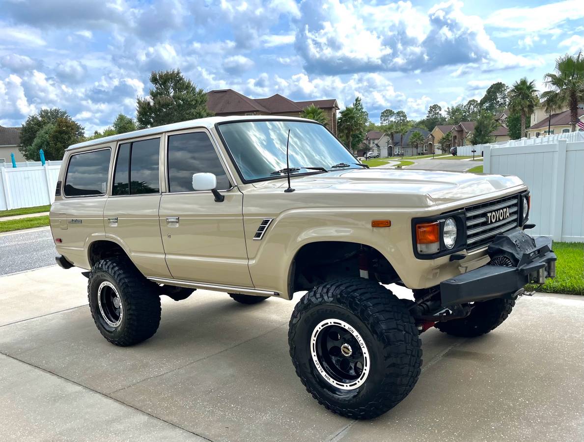 Toyota-land-cruiser-1981-1