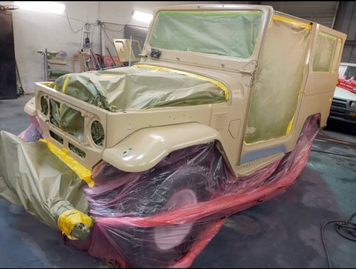 Toyota-land-cruiser-1982-yellow-25