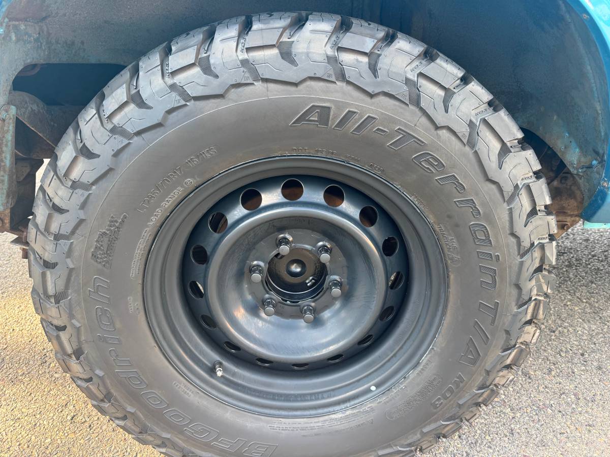 Toyota-land-cruiser-1984-blue-11