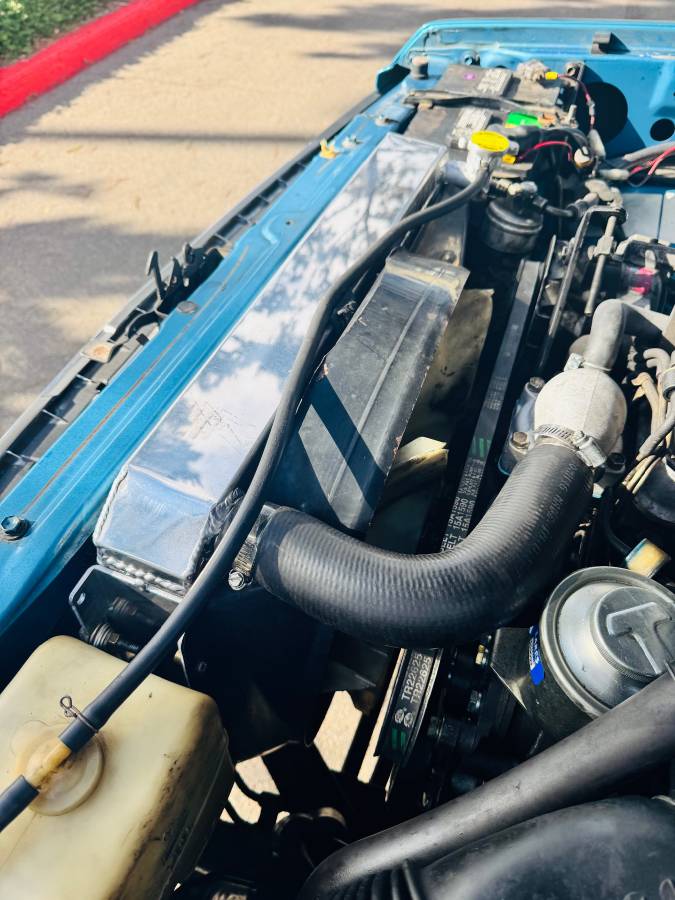 Toyota-land-cruiser-1984-blue-7