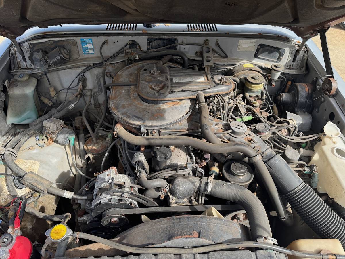 Toyota-land-cruiser-1986-silver-6