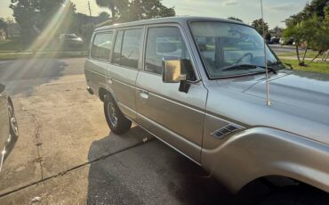 Toyota-land-cruiser-1988-custom-11