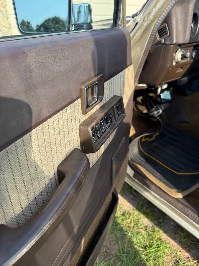 Toyota-land-cruiser-1988-custom-6