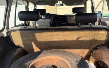 Toyota-land-cruiser-1988-custom-7