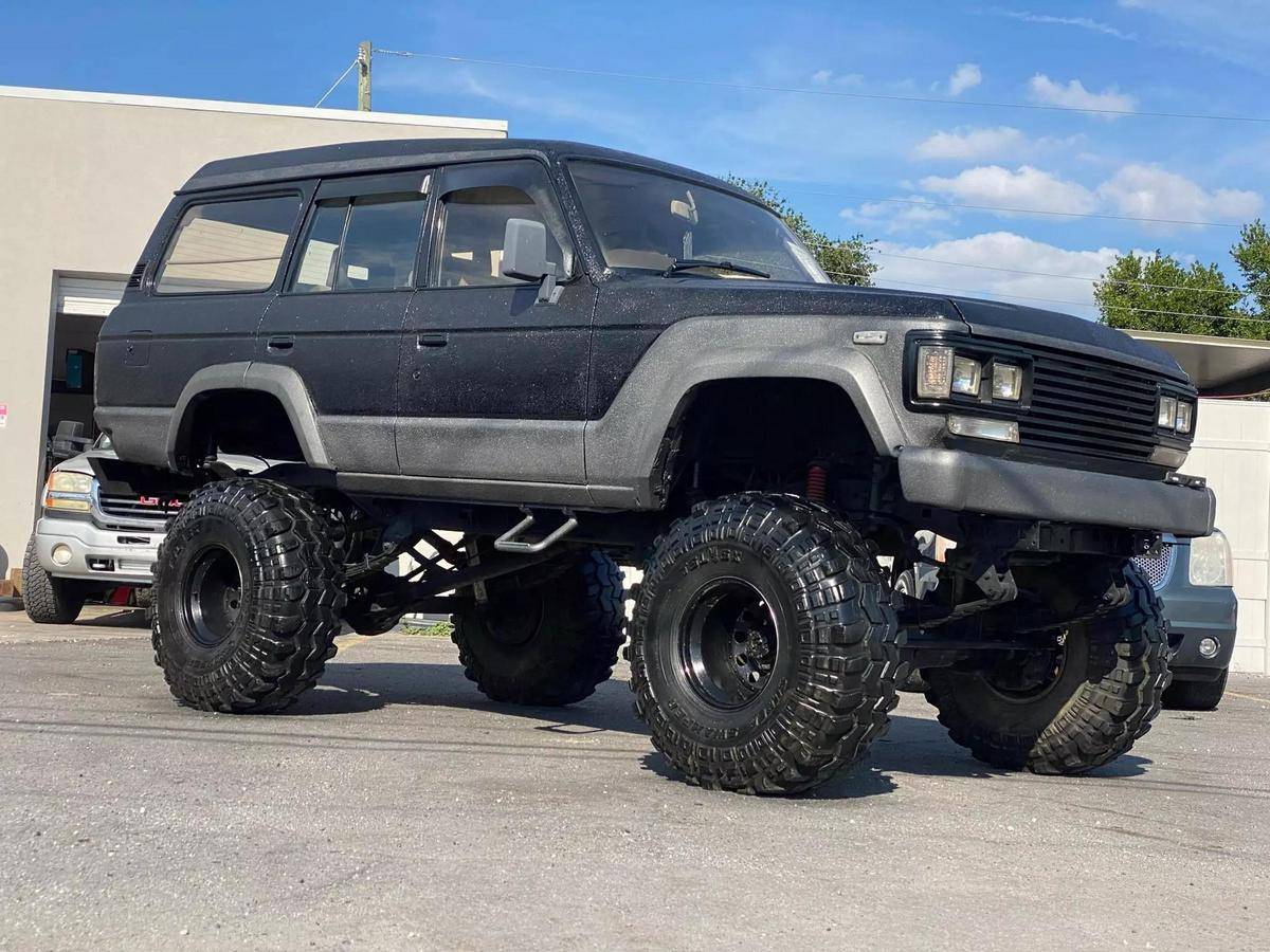 Toyota-land-cruiser-1989-black-29