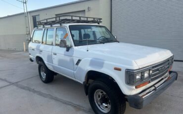 Toyota-land-cruiser-1989-white-1