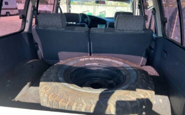Toyota-land-cruiser-1991-white-6