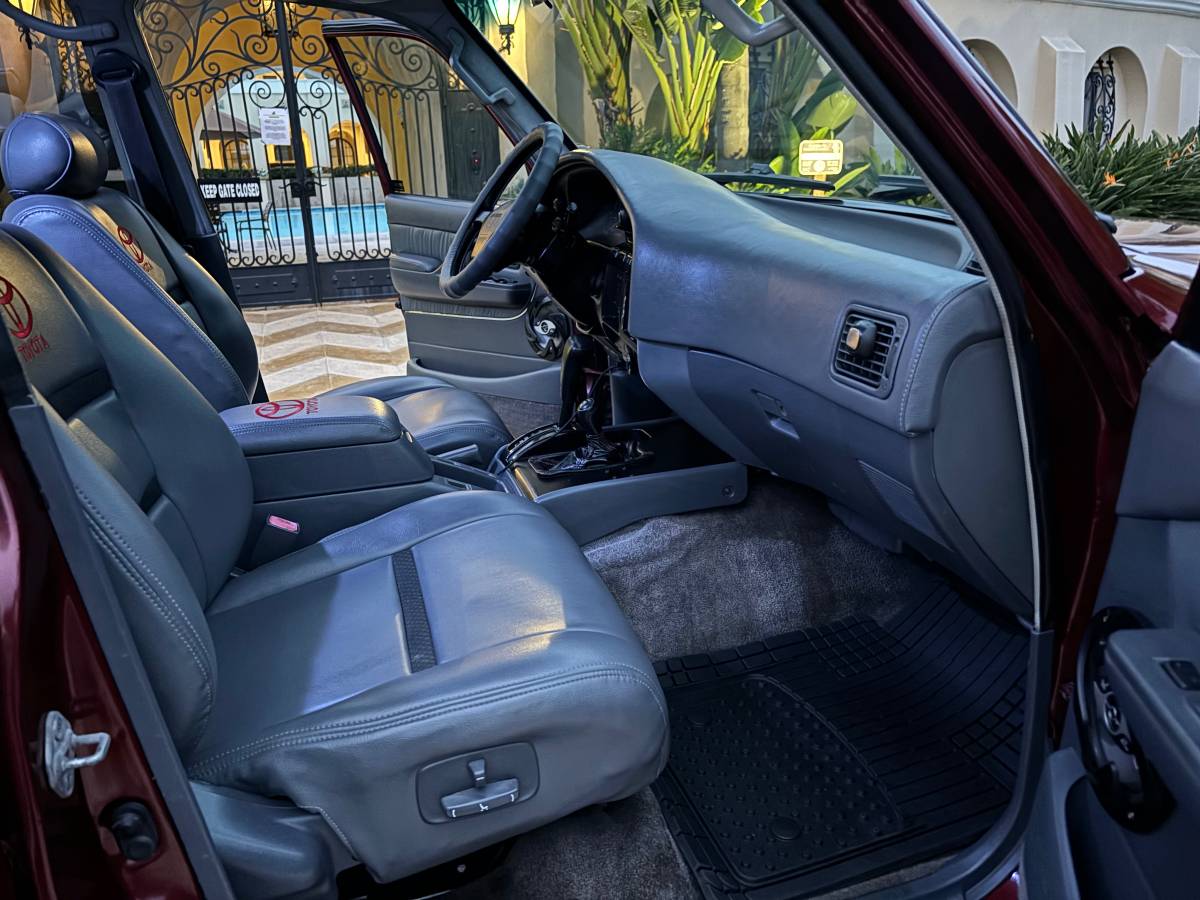 Toyota-land-cruiser-1993-custom-13
