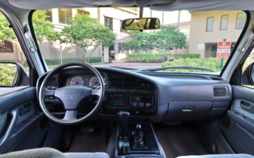 Toyota-land-cruiser-1994-grey-18