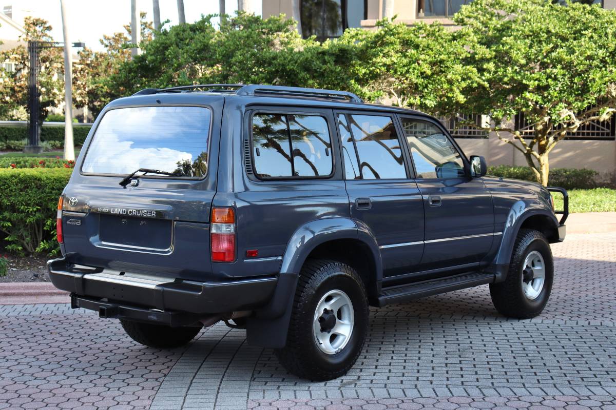 Toyota-land-cruiser-1994-grey-6