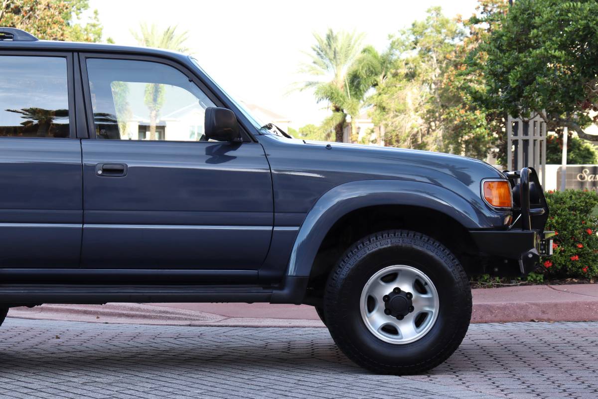 Toyota-land-cruiser-1994-grey-9