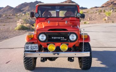 Toyota-land-cruiser-diesel-1975-orange-1