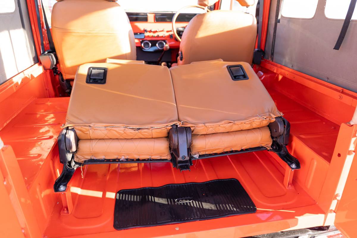 Toyota-land-cruiser-diesel-1975-orange-20